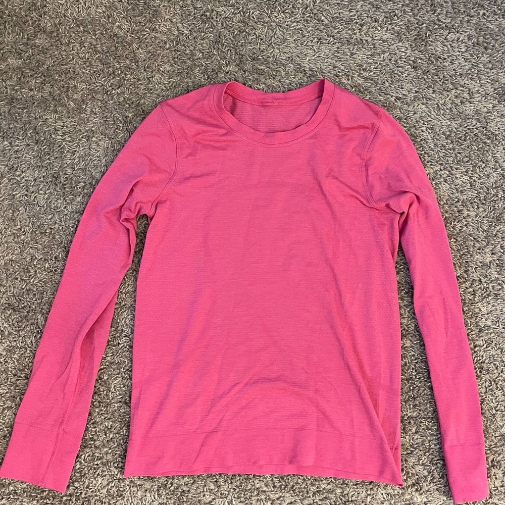 Swiftly Relaxed Long Sleeve